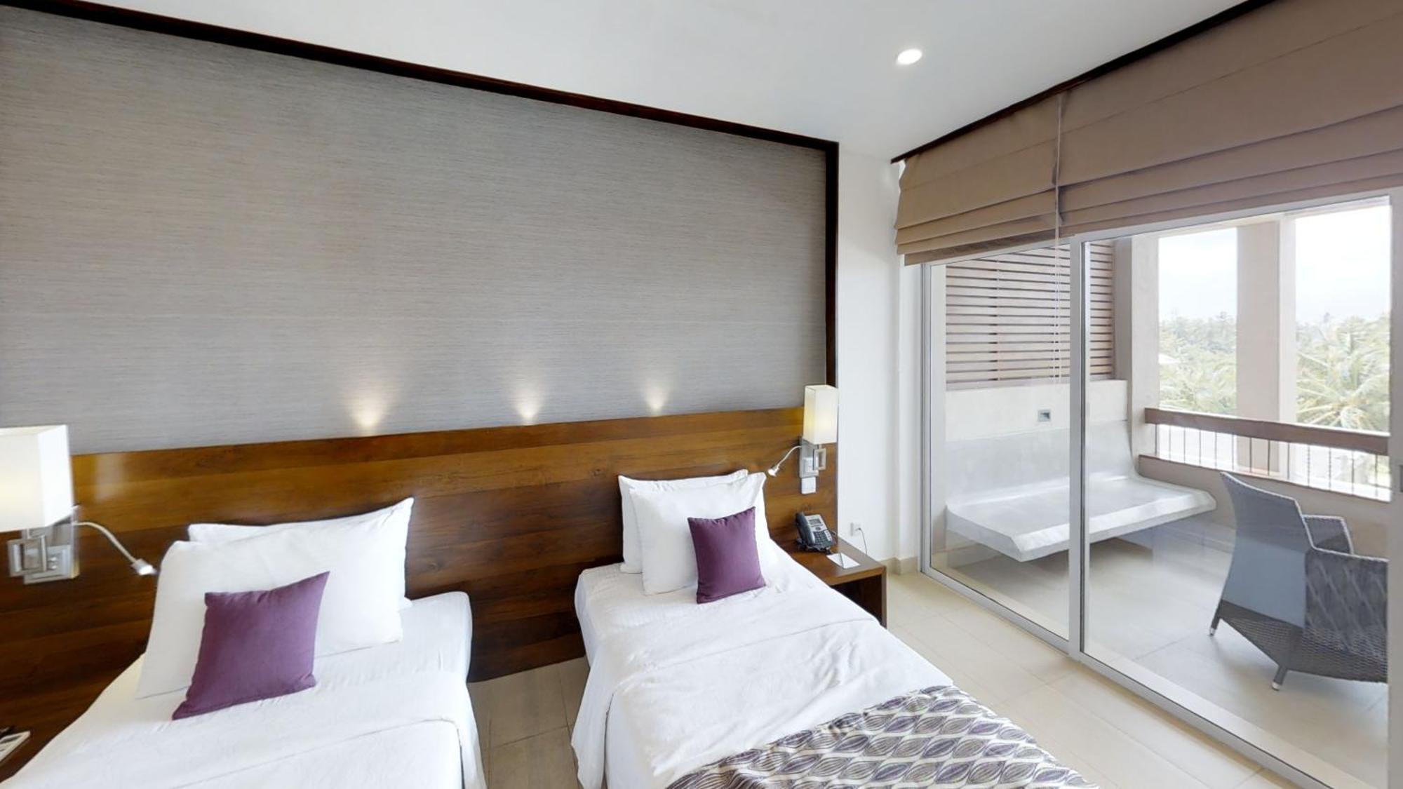 Amagi Aria Airport Transit Hotel Негомбо Номер фото